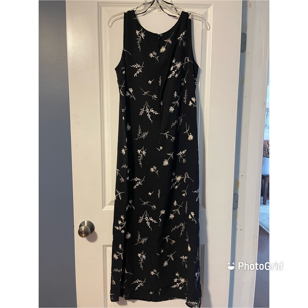 Valerie Stevens Black with White Flowers Silk Dress